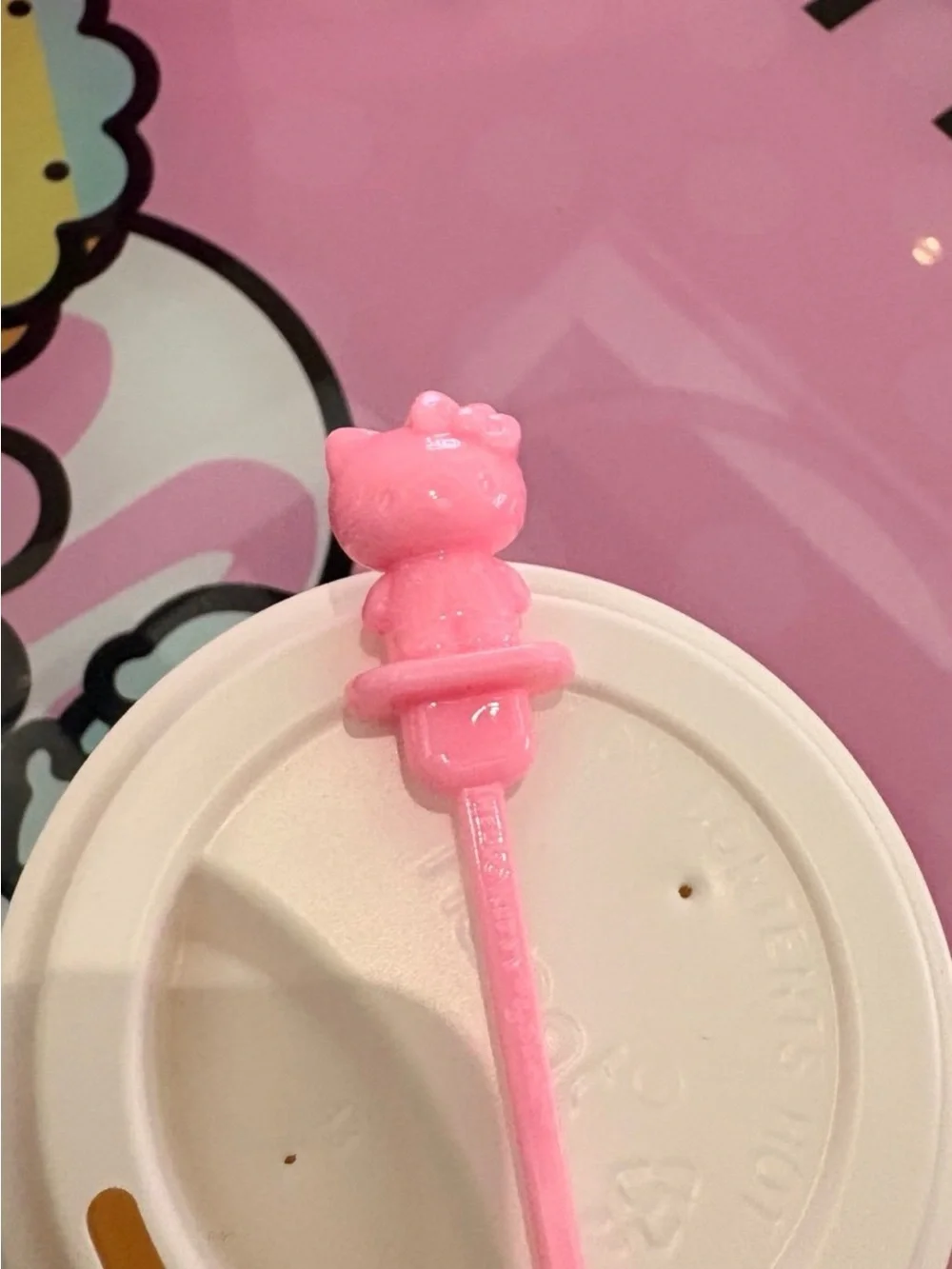 Hello Kitty Cafe Coffee Cup with Reusable Hello Kitty Shaped Coffee Stopper